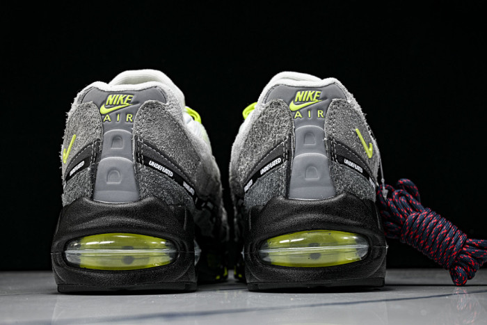 Nike Air Max 95 SP Undefeated Geo NYC Neon IB4523-004
