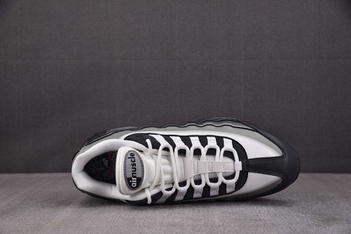 Nike Air Max Muscle 95 Yu-Gi-Oh! Jonouchi (with Promo Card) II7404-100