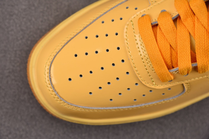 Nike Air Force 1 Low Patent Leather Topaz Gold Pine Green IO4489-700