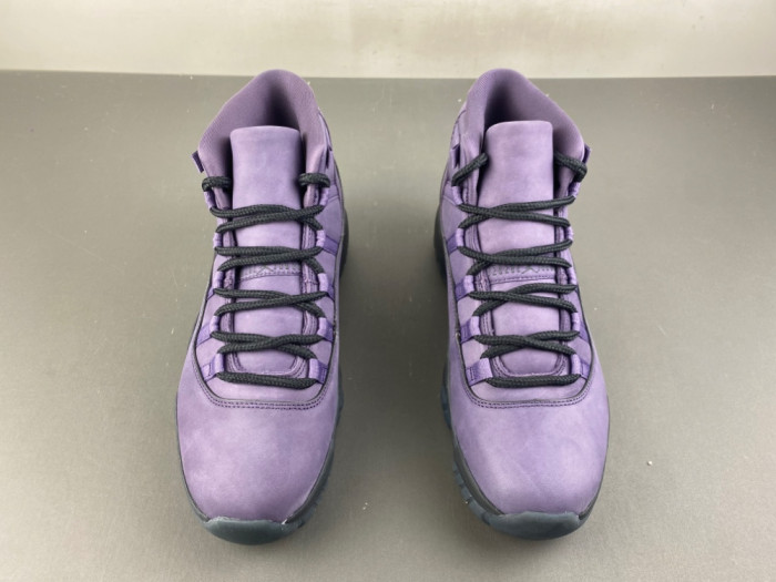 Air Jordan 11 Retro Mojave  IO8961-553