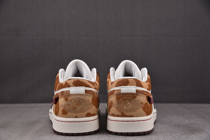 Air Jordan 1 Low SE Year of the Horse IQ5321-121