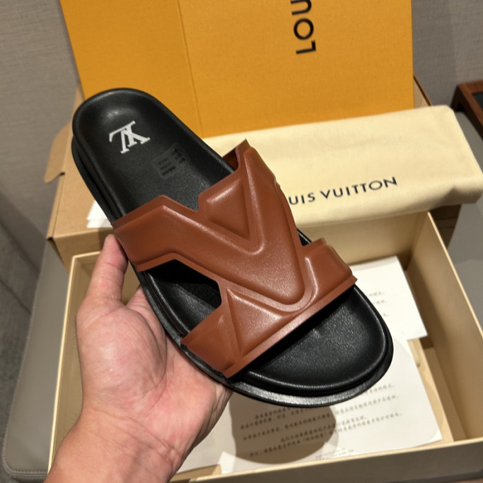 L0VT SANDAL