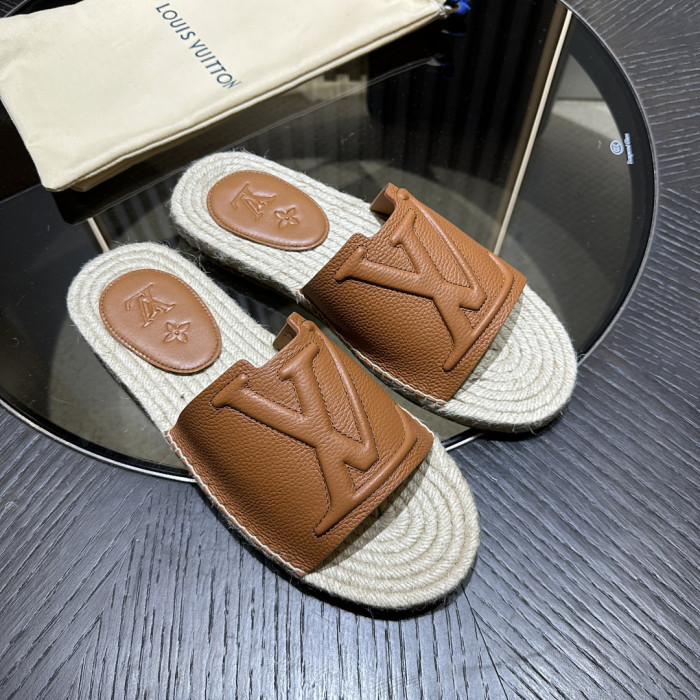 L0VT SANDAL
