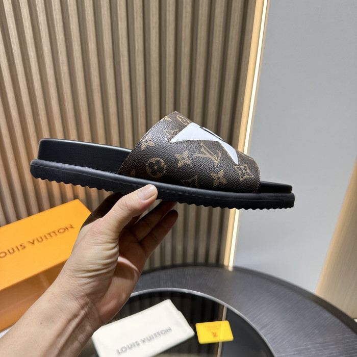 L0VT SANDAL