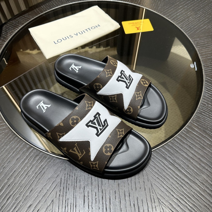L0VT SANDAL