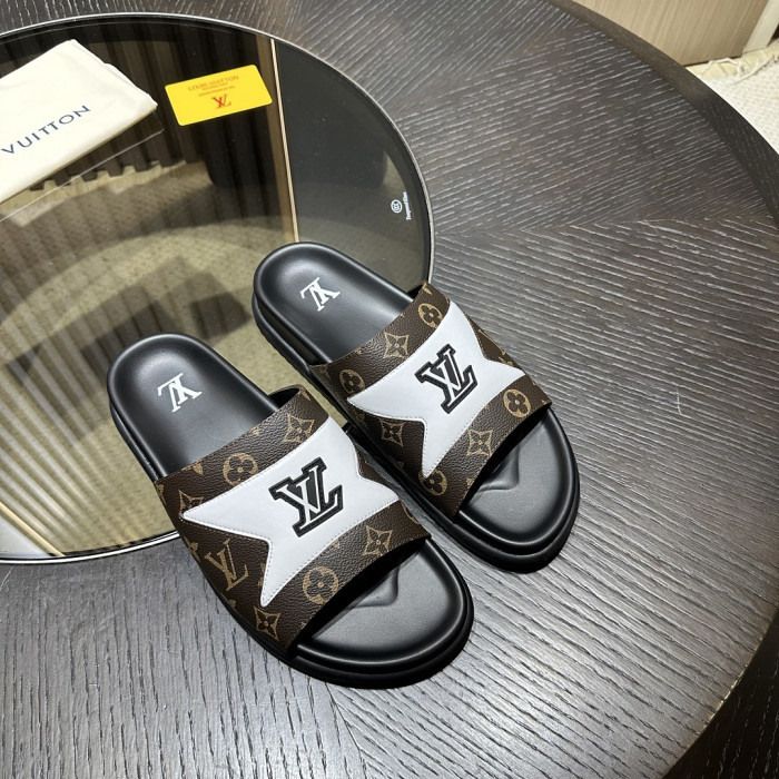 L0VT SANDAL