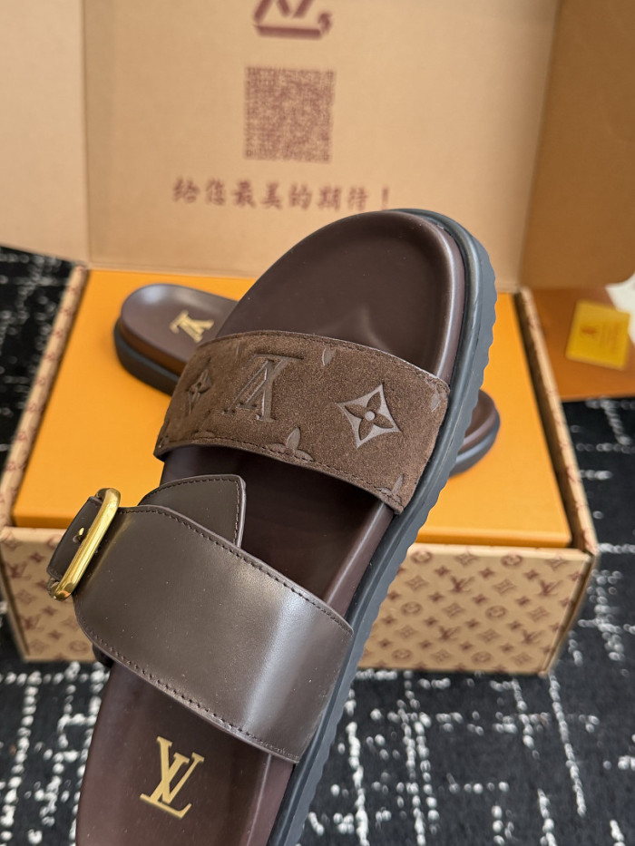 L0VT SANDAL