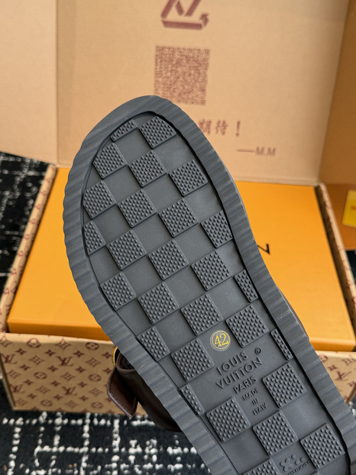 L0VT SANDAL