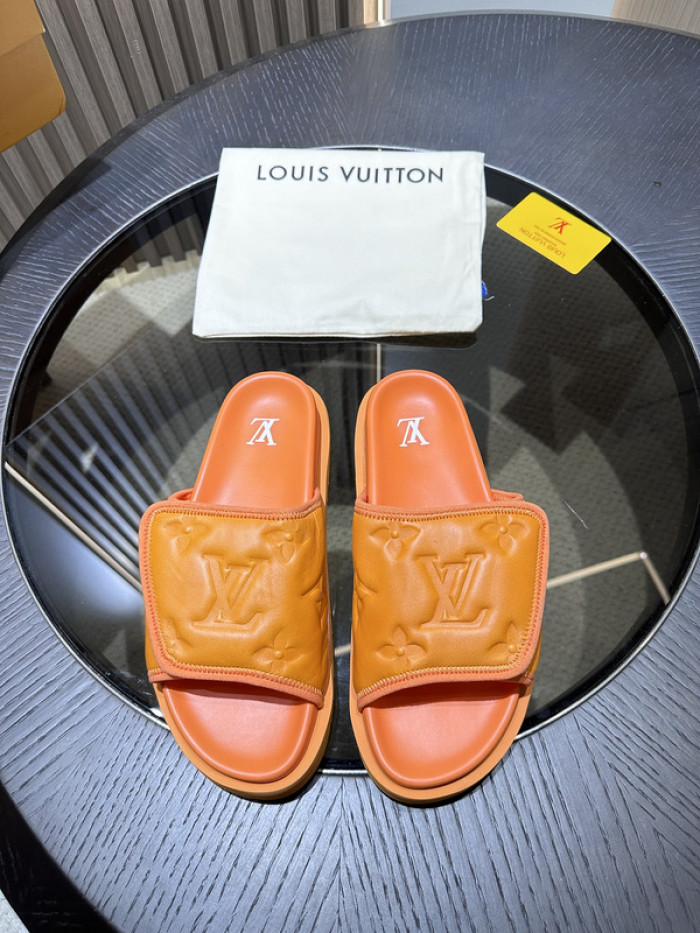 L0VT SANDAL