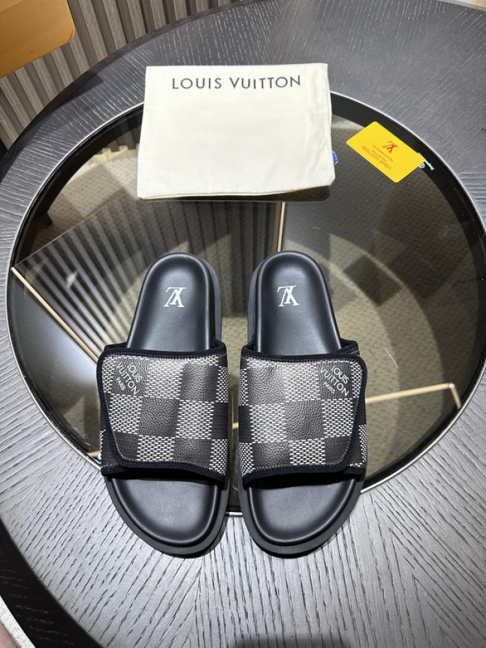 L0VT SANDAL