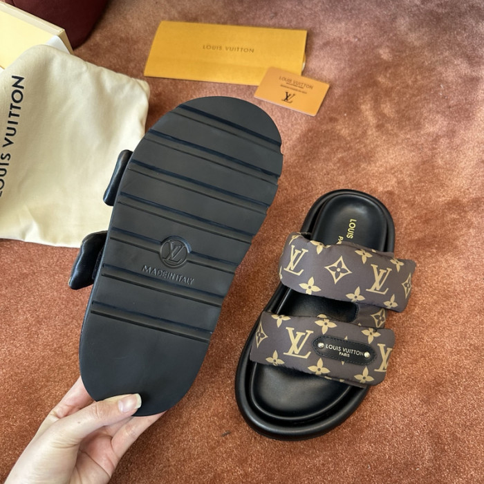 L0VT SANDAL