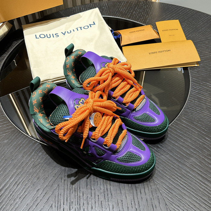 L0VT SNEAKER