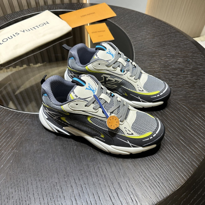 L0VT SNEAKER