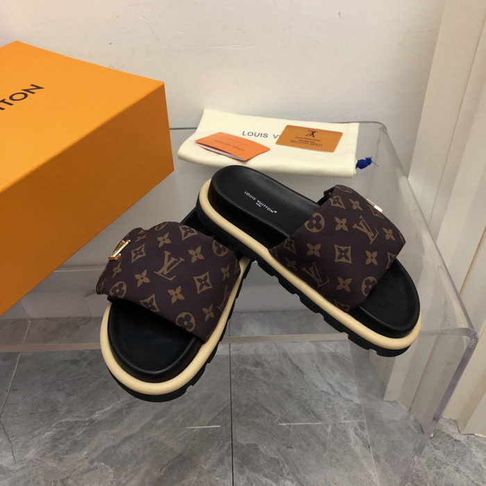 L0VT SANDAL