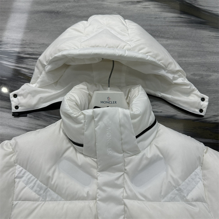 M0*C1ER DOWN JACKET