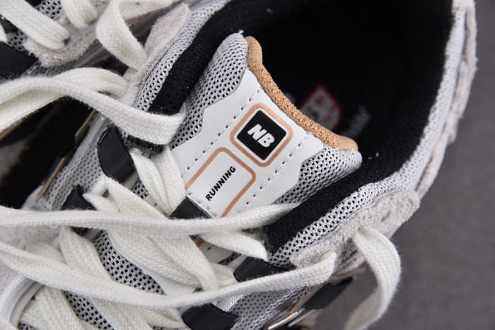NEW BALAN& SNEKAER