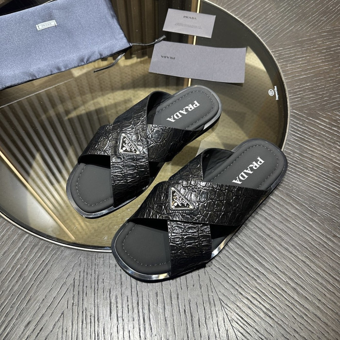 P SANDAL