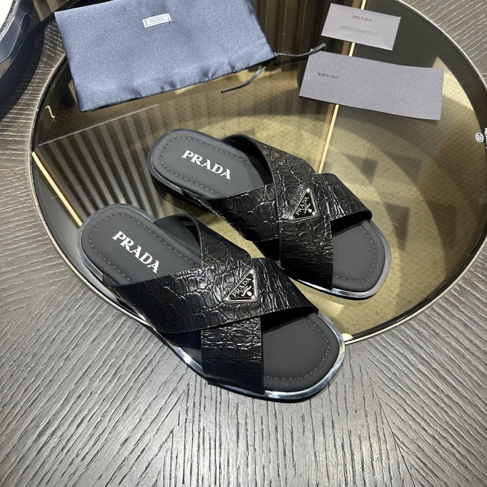 P SANDAL