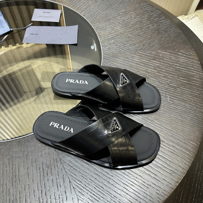 P SANDAL