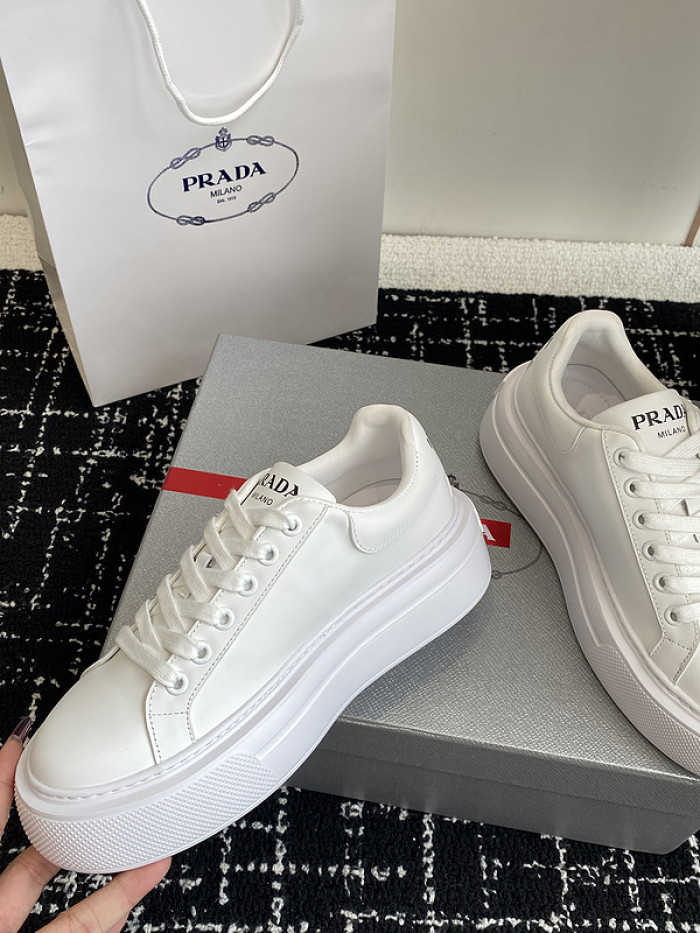 PRAD SNEAKER