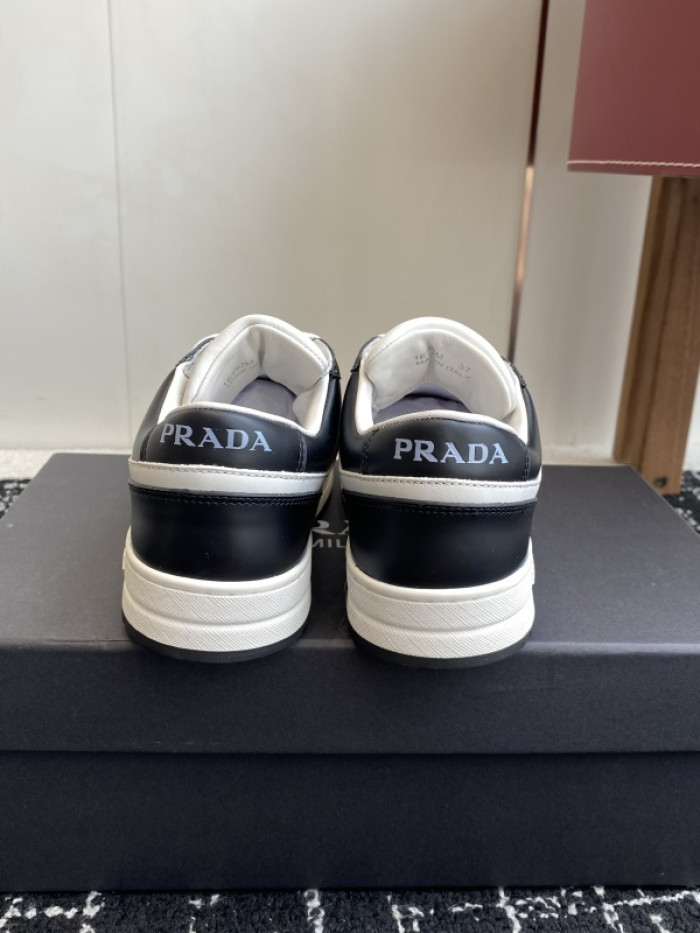PRAD SNEAKER