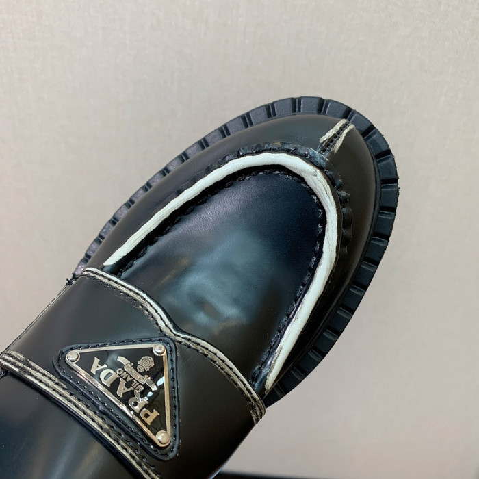 PRAD SNEAKER