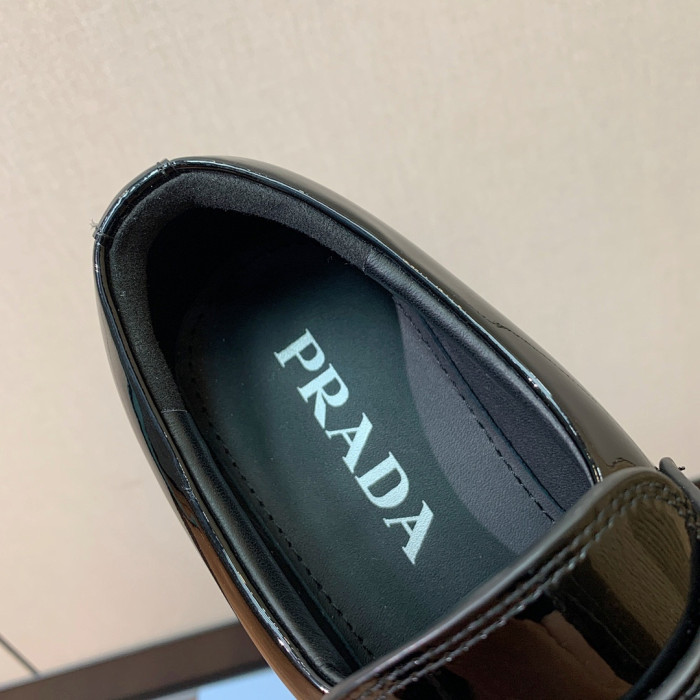 PRAD SNEAKER