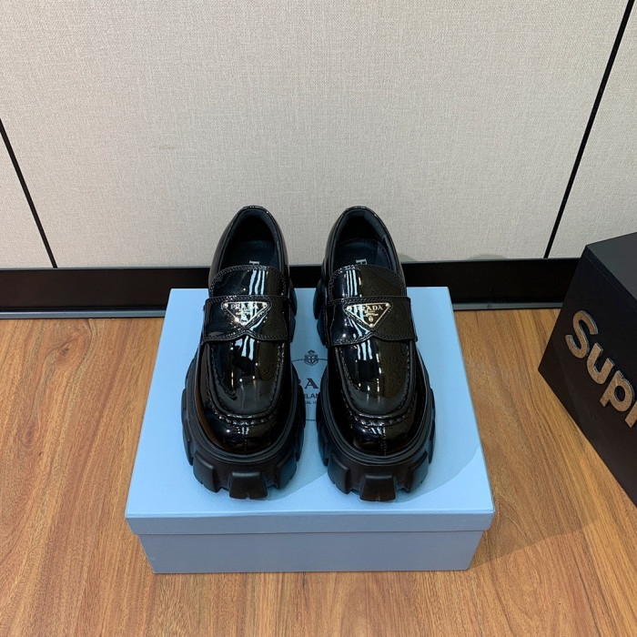 PRAD SNEAKER