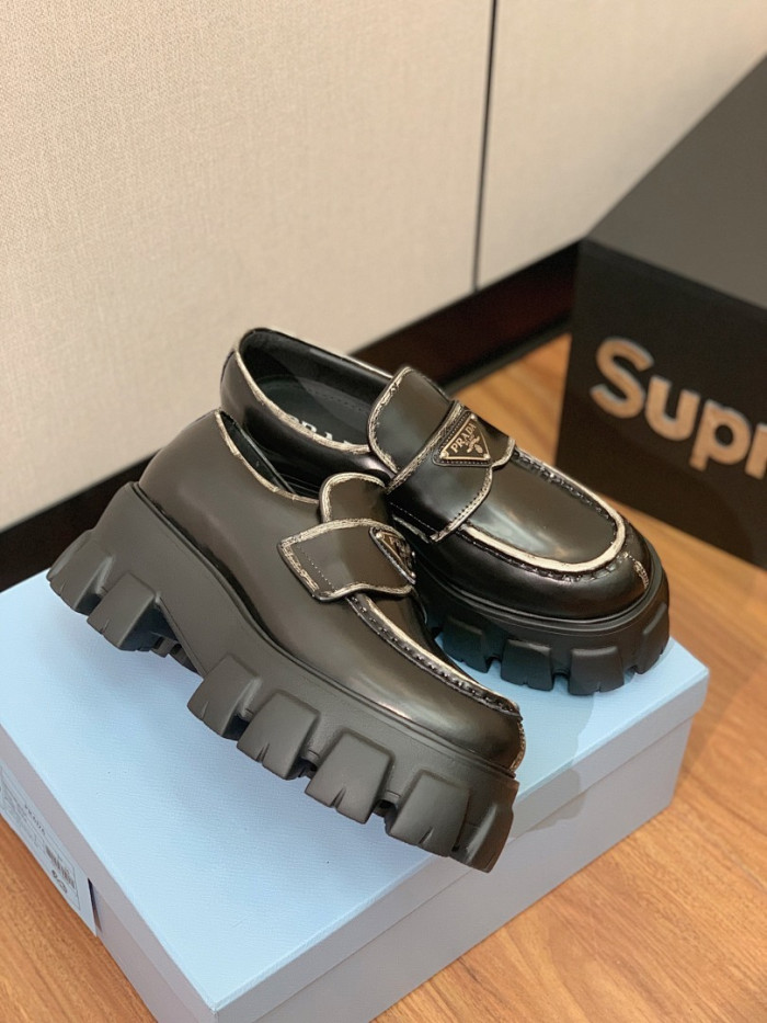 PRAD SNEAKER