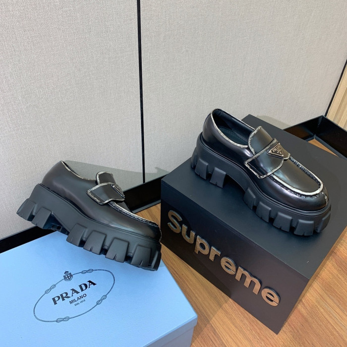 PRAD SNEAKER
