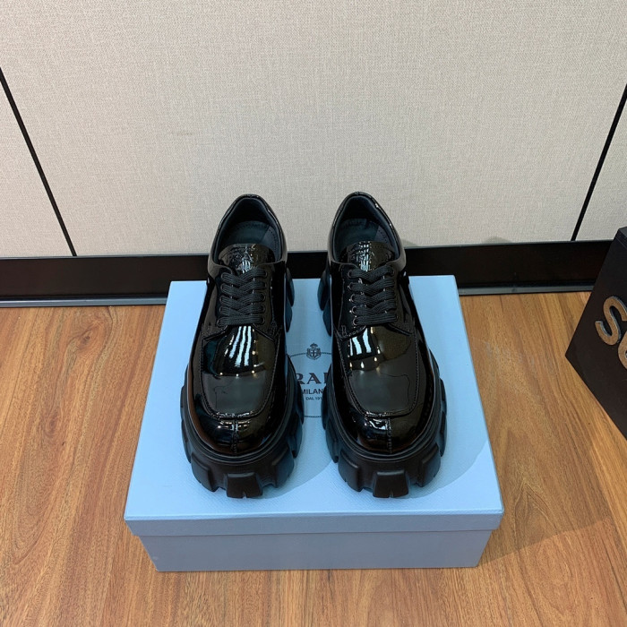 PRAD SNEAKER
