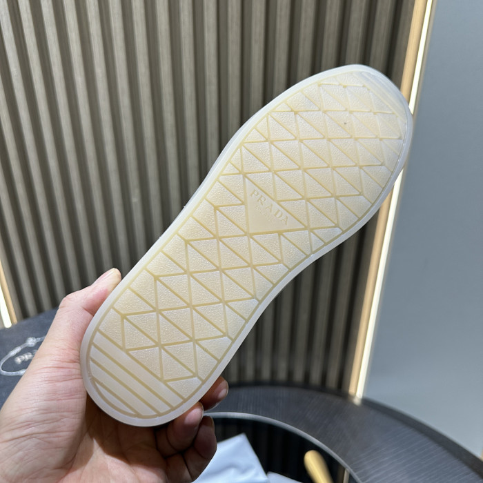 PRAD SNEAKER