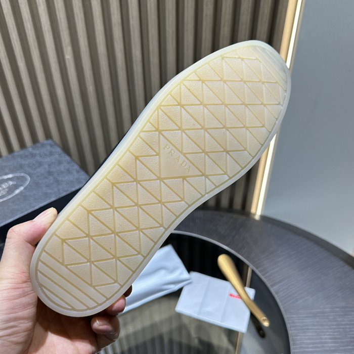 PRAD SNEAKER