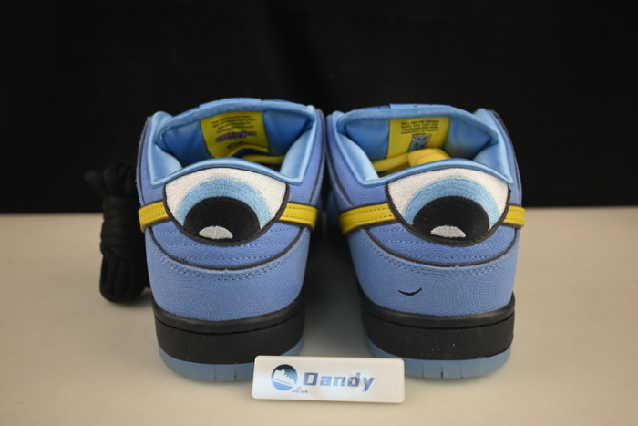 The Powerpuff Girls x Nike SB Dunk Low “Bubbles” fz8320-400