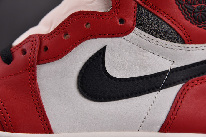 Air Jordan 1 Retro High OG Chicago Lost and Found DZ5485-612