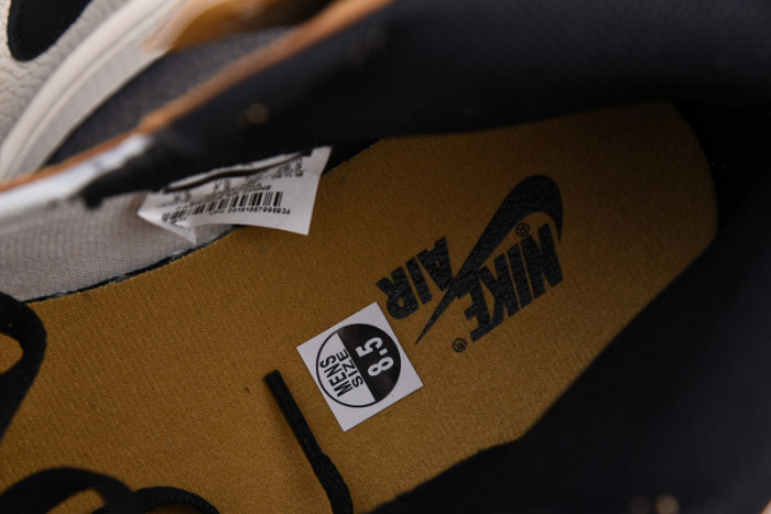 AIR JORDAN 1 RETRO HIGH OG ROY 555088-700