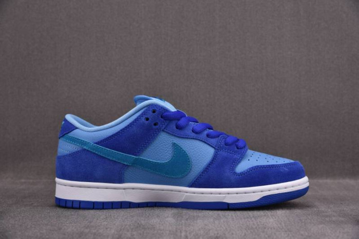 Nike SB Dunk Low Blue Raspberry DM0807-400