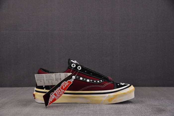 VA& SNEAKER