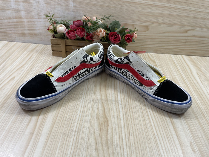 VA& SNEAKER