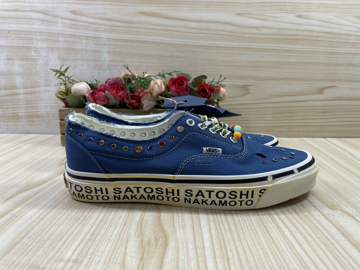 VA& SNEAKER